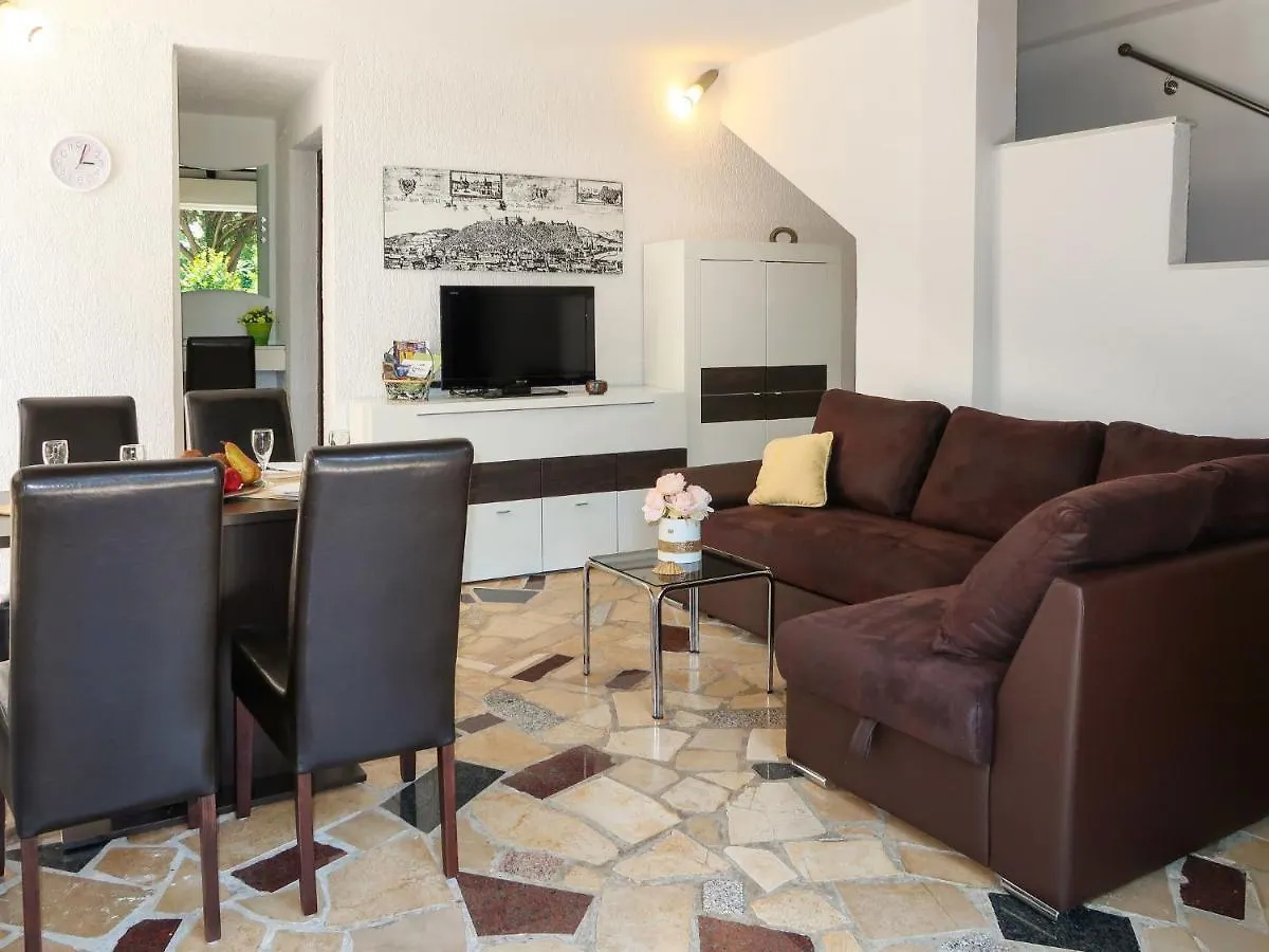 Holiday Home Oscha By Interhome Lovran